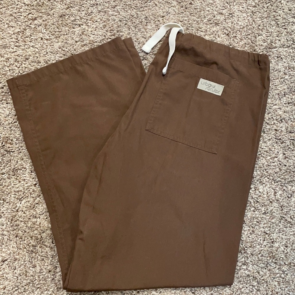 Urbane scrubs relaxed leg drawstring pants (EUC)